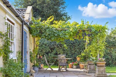 88 Southwold Road 4.jpg