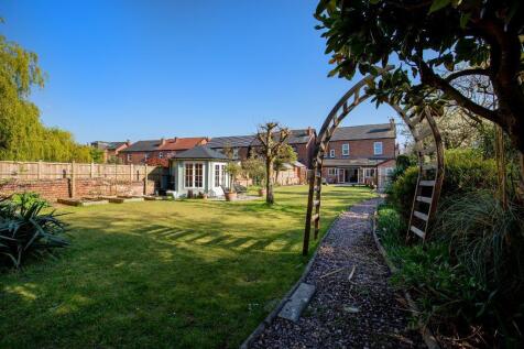 Property Image 37