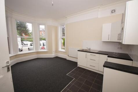 Lounge &amp; Kitchen