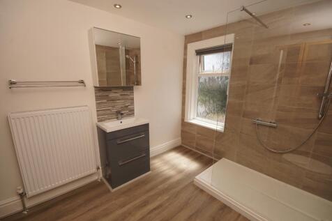 Family Shower Room