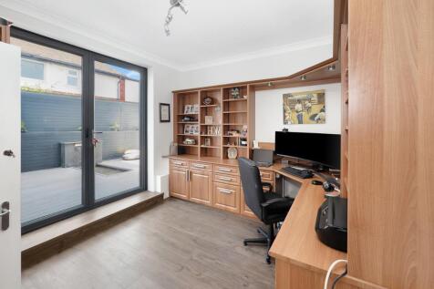 Property Image 40