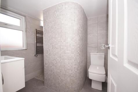En Suite Shower Room