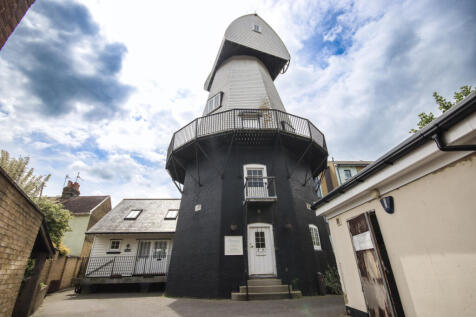 2 Bedroom, Semi-detached house, Off Road Parking,