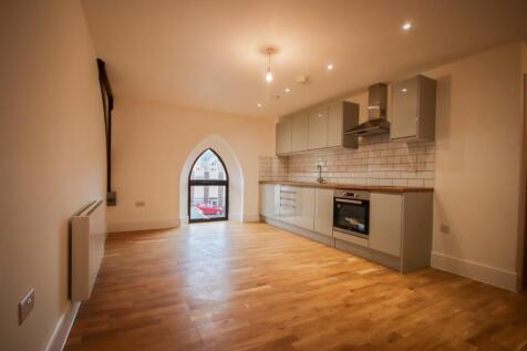 SPACIOUS 1 BED FLAT IN A RENOVATED CHURCH, MODERN