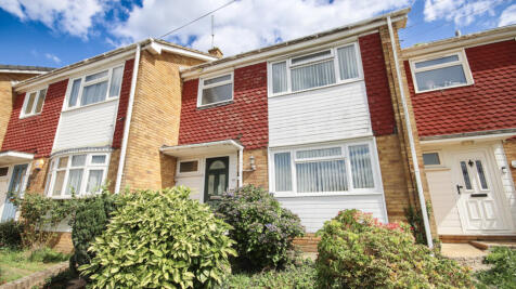 3 Double Bedroom Terraced for Sale, Tenant in-sit