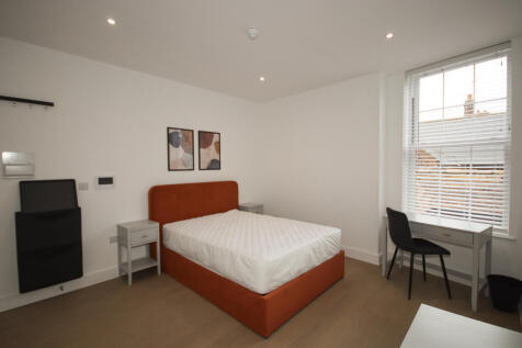 Room to rent High Street, Sittingbourne ME10