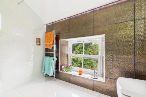 2nd Flr Shower Room