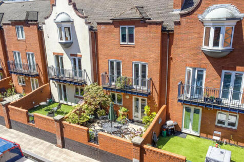 Property Image 38