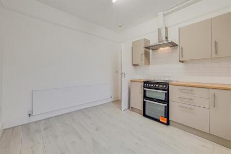 4_Kitchen-0.jpg