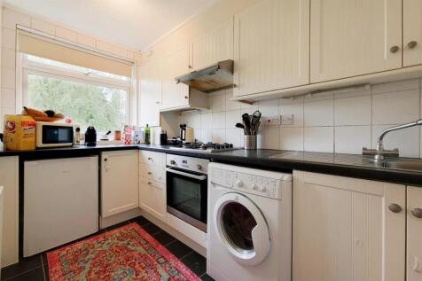 3_Kitchen-1.jpg