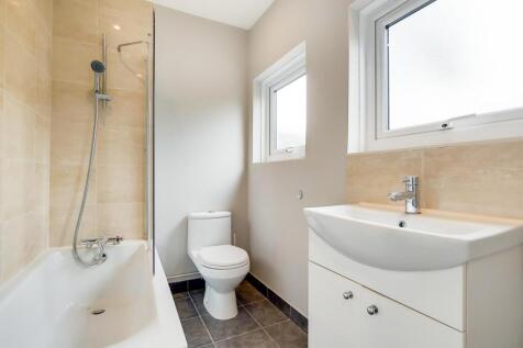 5_Bathroom-0.jpg