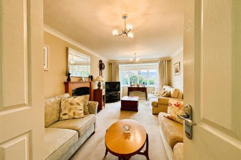 Sitting Room.jpeg