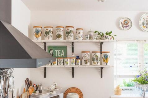 Brick Corner House 104.jpg
