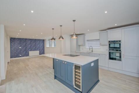 Family Kitchen Diner