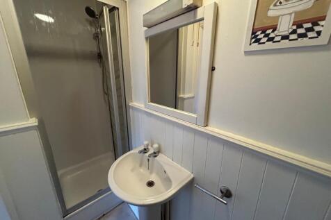 Ensuite Shower Room