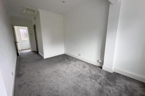 Bedroom 4 (Garage conv.)