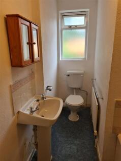 Bathroom a - 51 Cherry Hinton Road.jpg