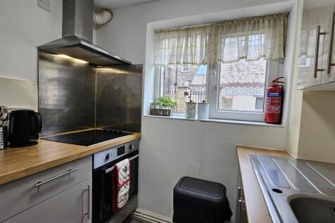 Flat 3 Kitchen