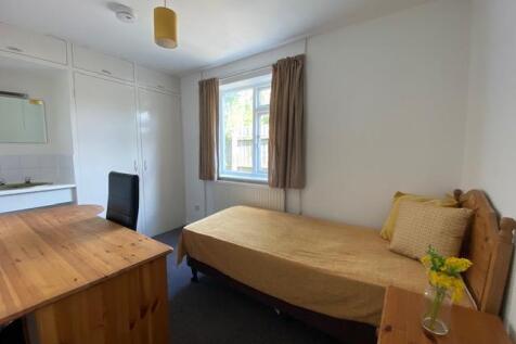 Bedroom 4.jpg