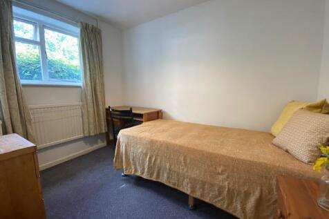 Bedroom 3.jpg