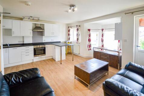 Flat 7 Common and Kitchen