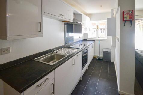 Flat 4, Kitchen