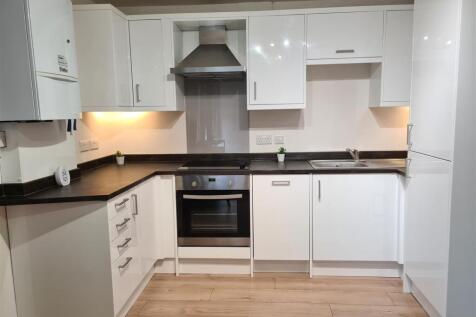 Fl 17 Kitchen.jpg