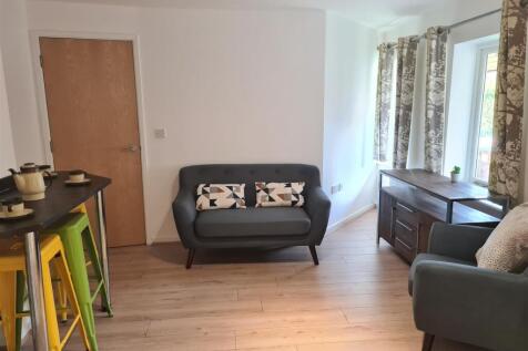 Fl 17 Living Area General.jpg