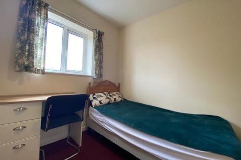Room 3.jpg