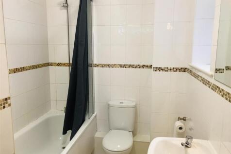 Bathroom.jpg
