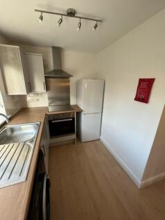 Kitchen 1.jpg