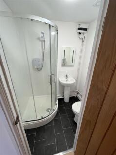 Shower Room.jpg
