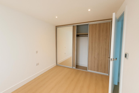 Flat 8 Bedroom Edited.png
