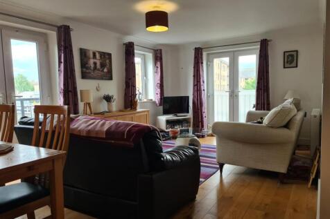 Living Room.jpg