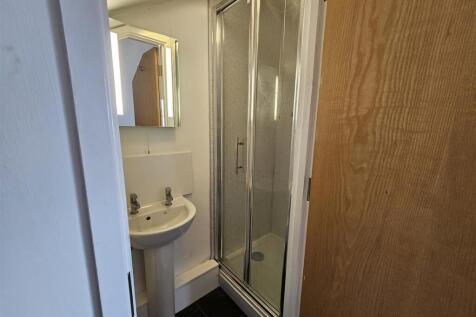 Flat 5 Room 4 ENS.jpg