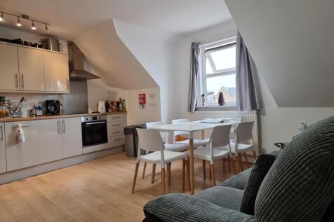Kitchen 3.jpg