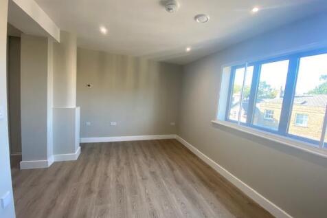 Living Area 2.jpg