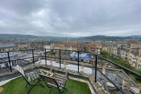 ROOF TERRACE