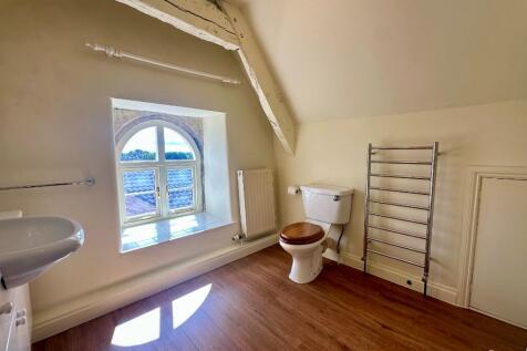 ENSUITE SHOWER