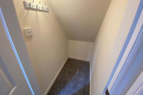 storage cupboard ...