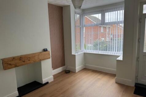 doncaster lounge ...