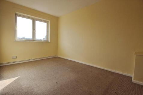pbox-bedroom-345619.JPG