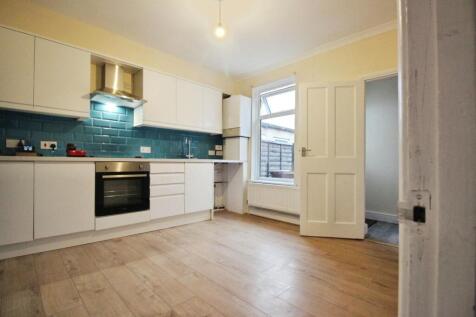 11a70164-kitchen 20v1.JPG