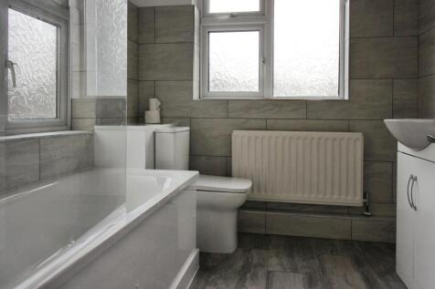 6b95c3d0-ground 20floor 20bathroom.JPG