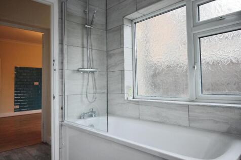 6e3bbb24-bathroom 20view.JPG