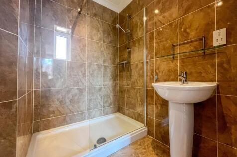 Ensuite Shower