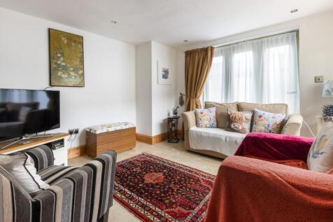 Dining/Sitting Room