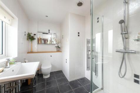 Bed Two En Suite