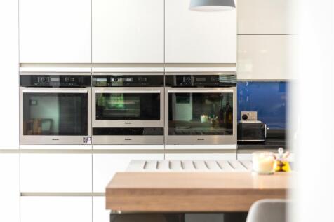 Oven