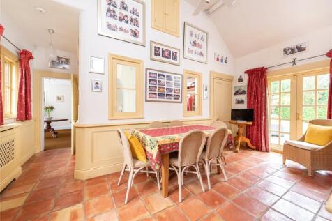 Breakfast Room